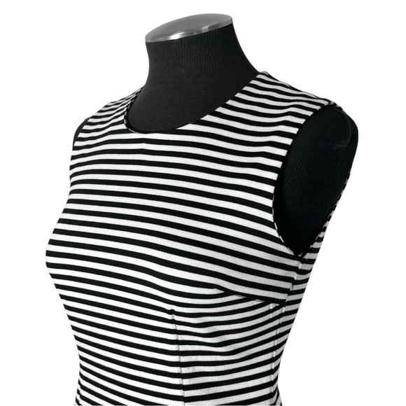 Club Monaco – Knit Striped Sleeveless Peplum Zip Back Top – Small - Picture 8 of 9